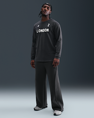 Tottenham Hotspur Men's Nike Soccer Long-Sleeve T-Shirt. Nike.com